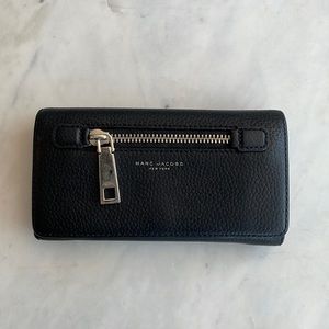 Marc Jacobs Continental Wallet
